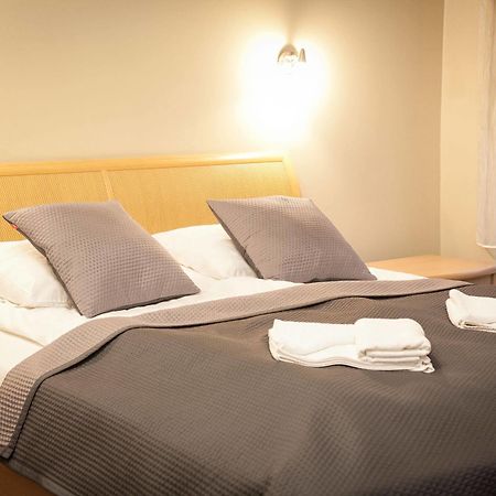 H31 Aparthotel พอซนาน ภายนอก รูปภาพ
