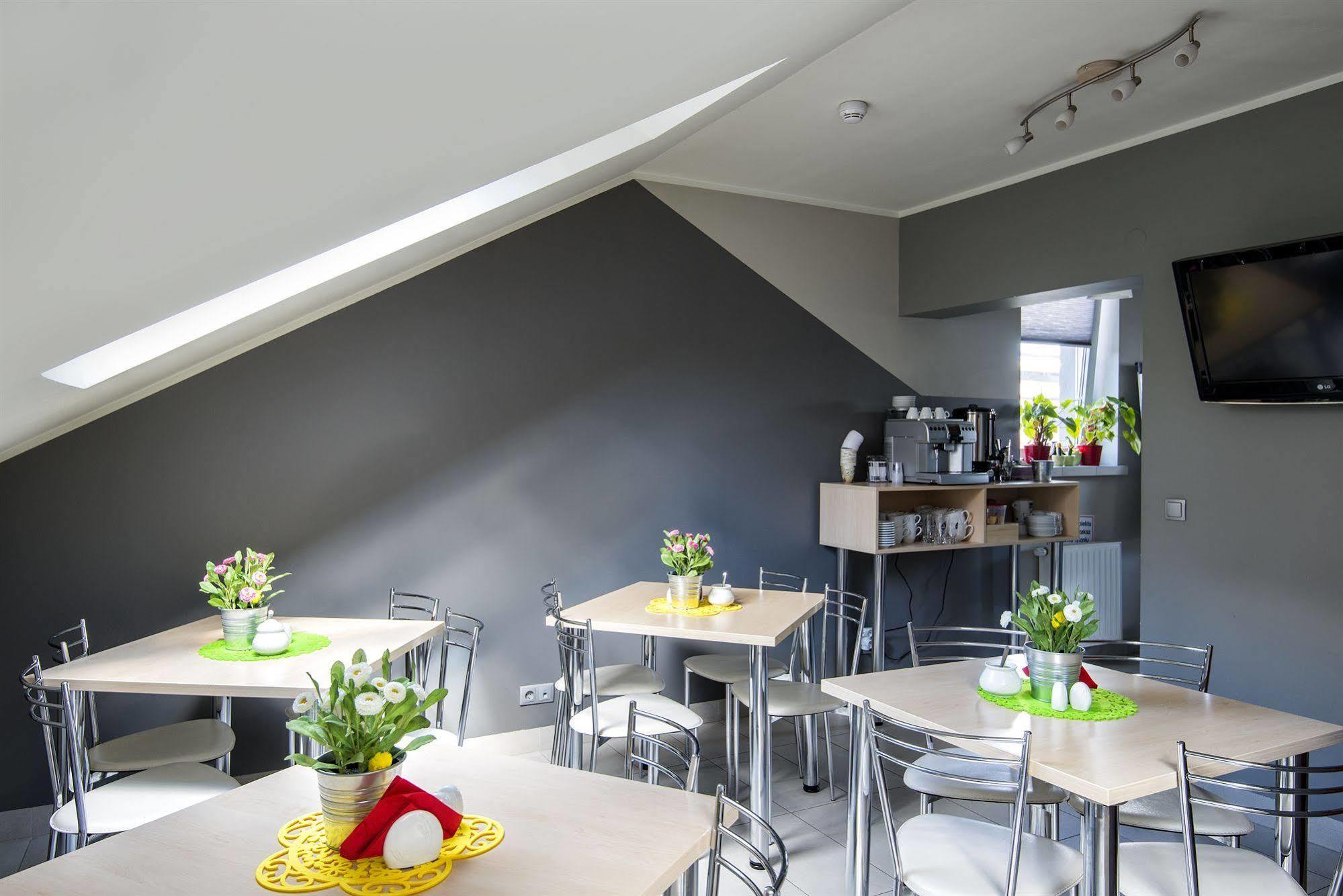H31 Aparthotel พอซนาน ภายนอก รูปภาพ